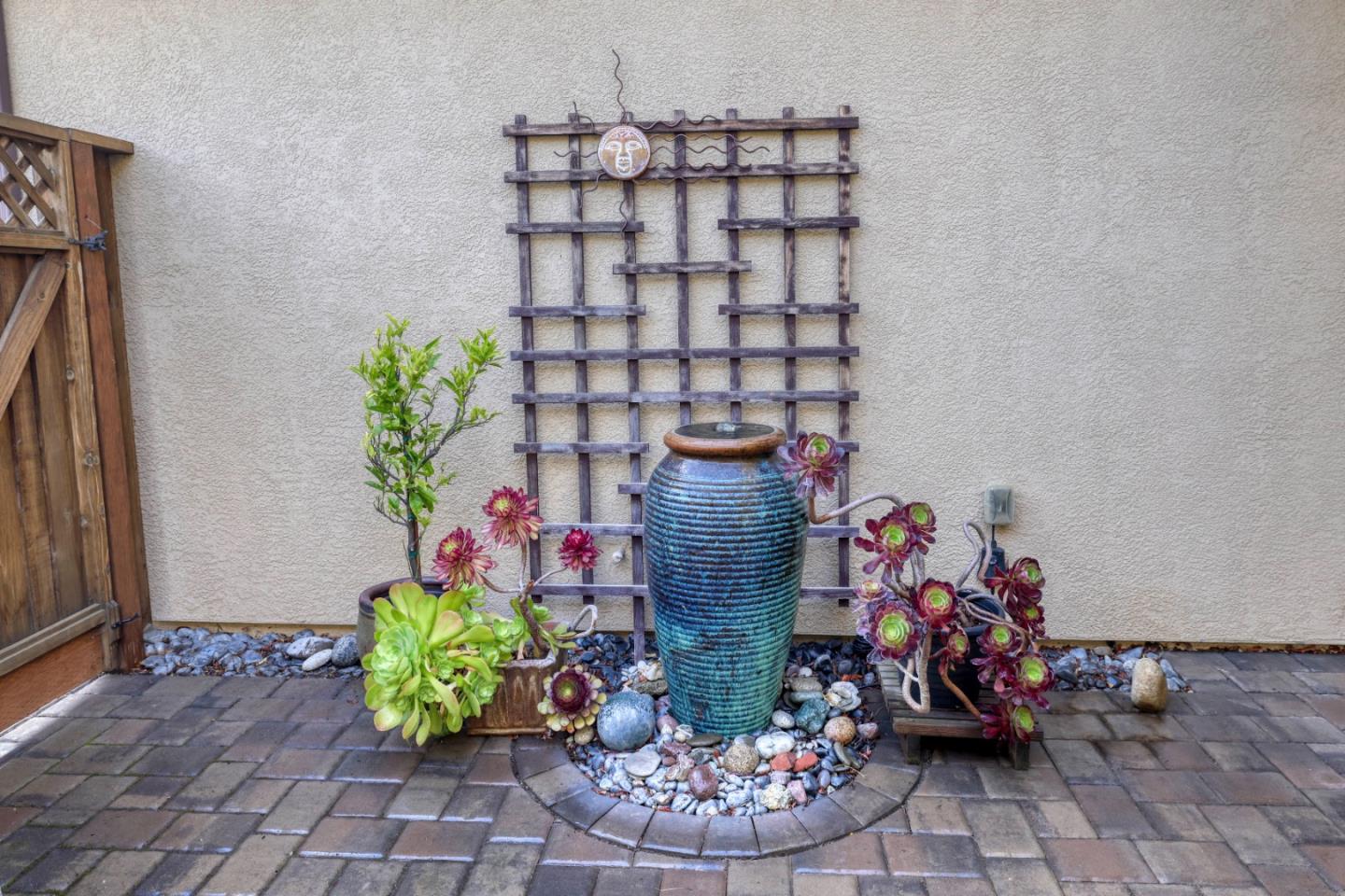 Property photo 31