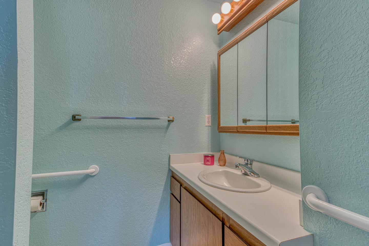 Property photo 28
