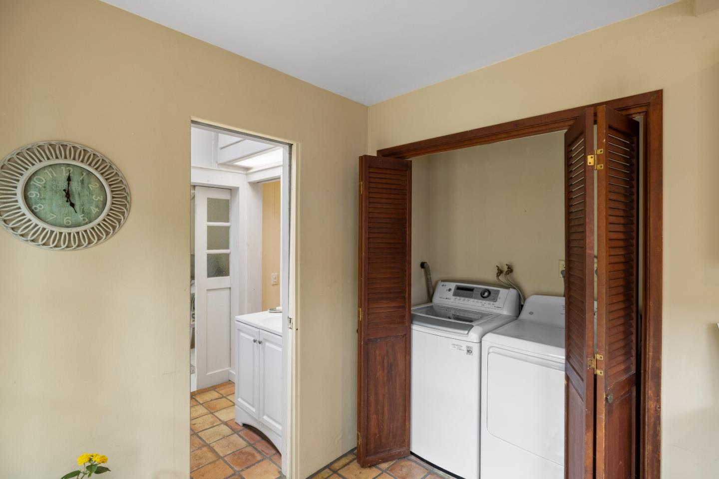 Property photo 43