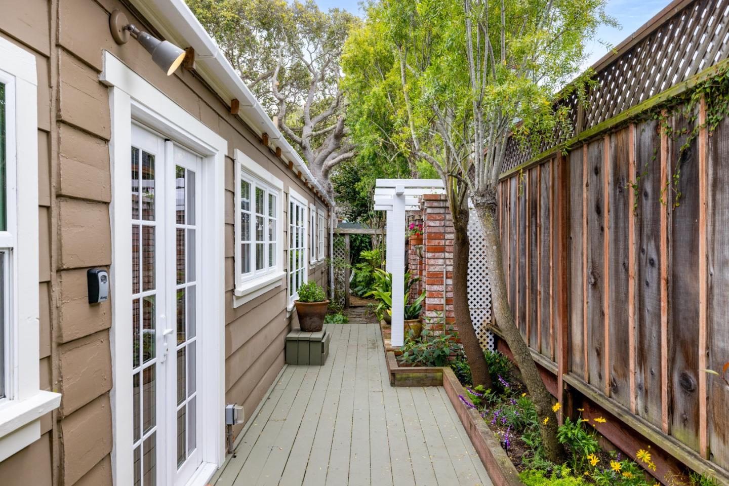 Property photo 44