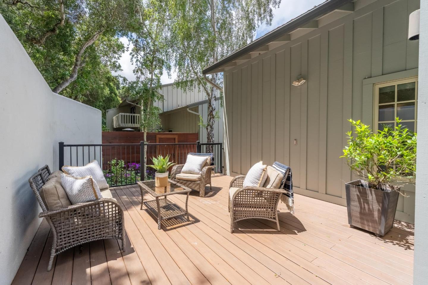 Property photo 44