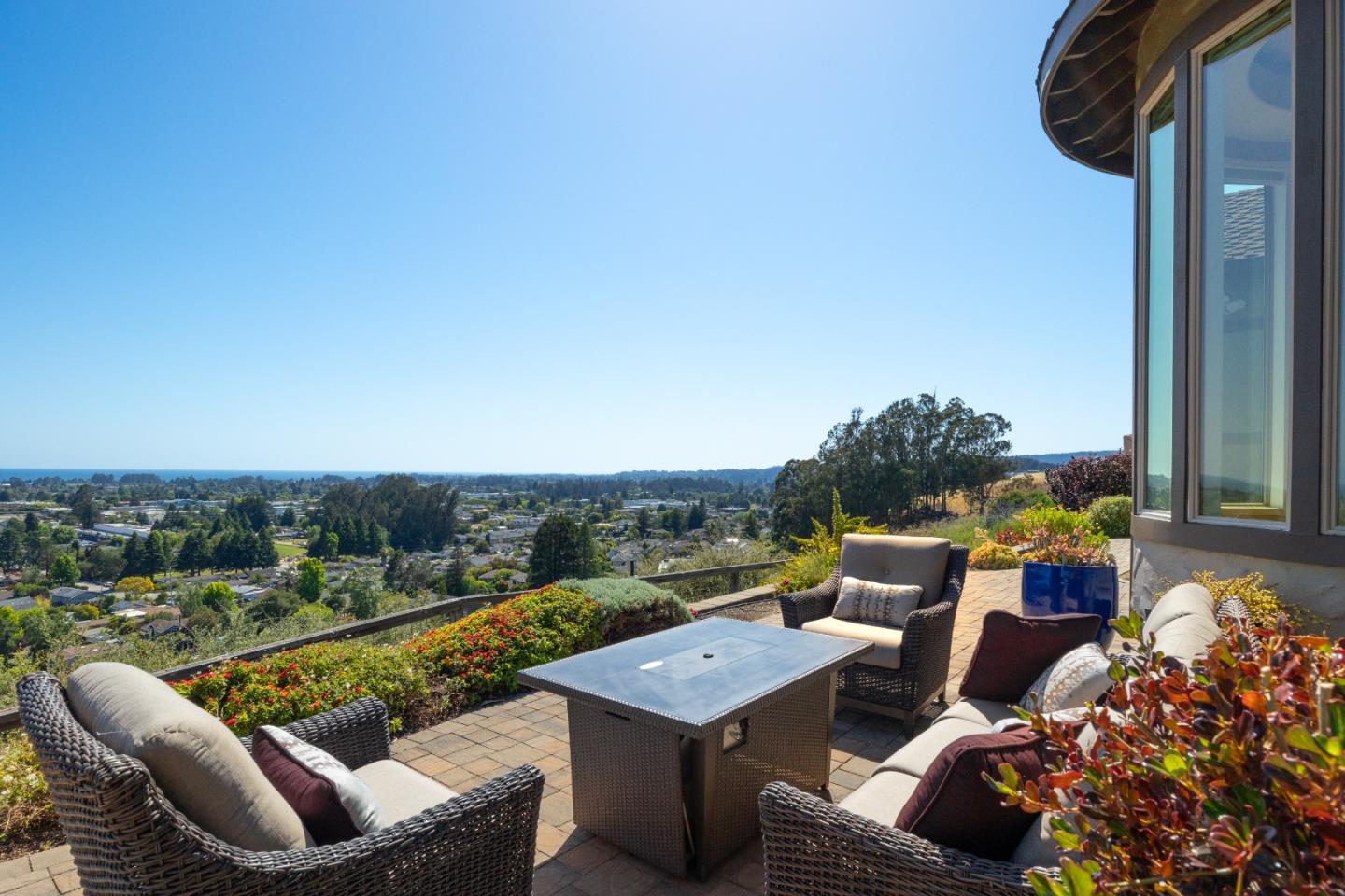 Property photo 46