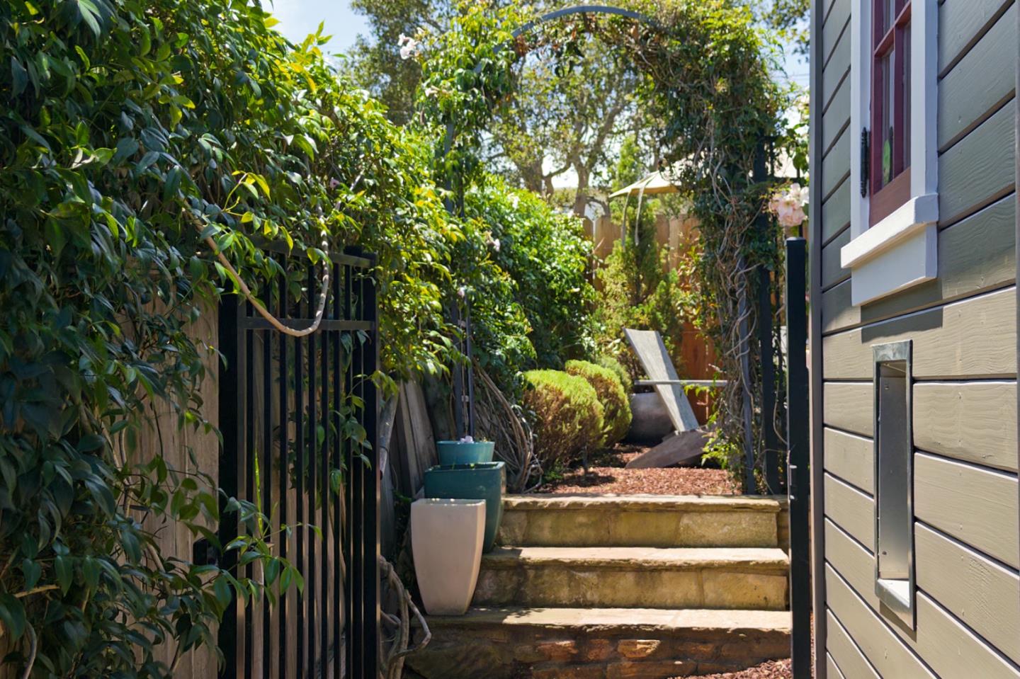 Property photo 32