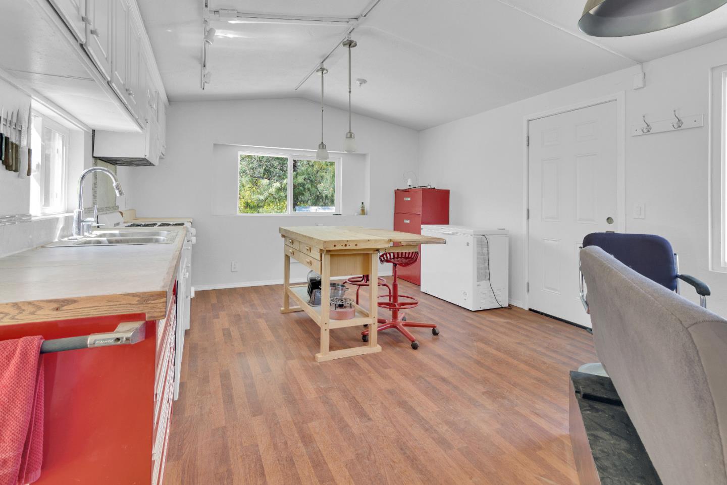 Property photo 43