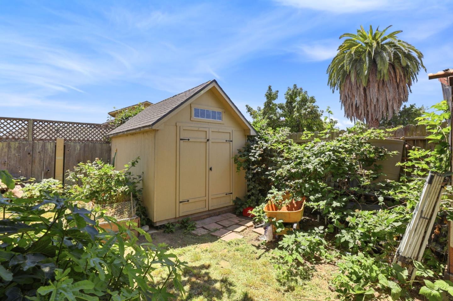 Property photo 35