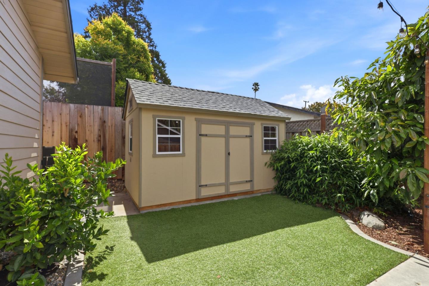 Property photo 44