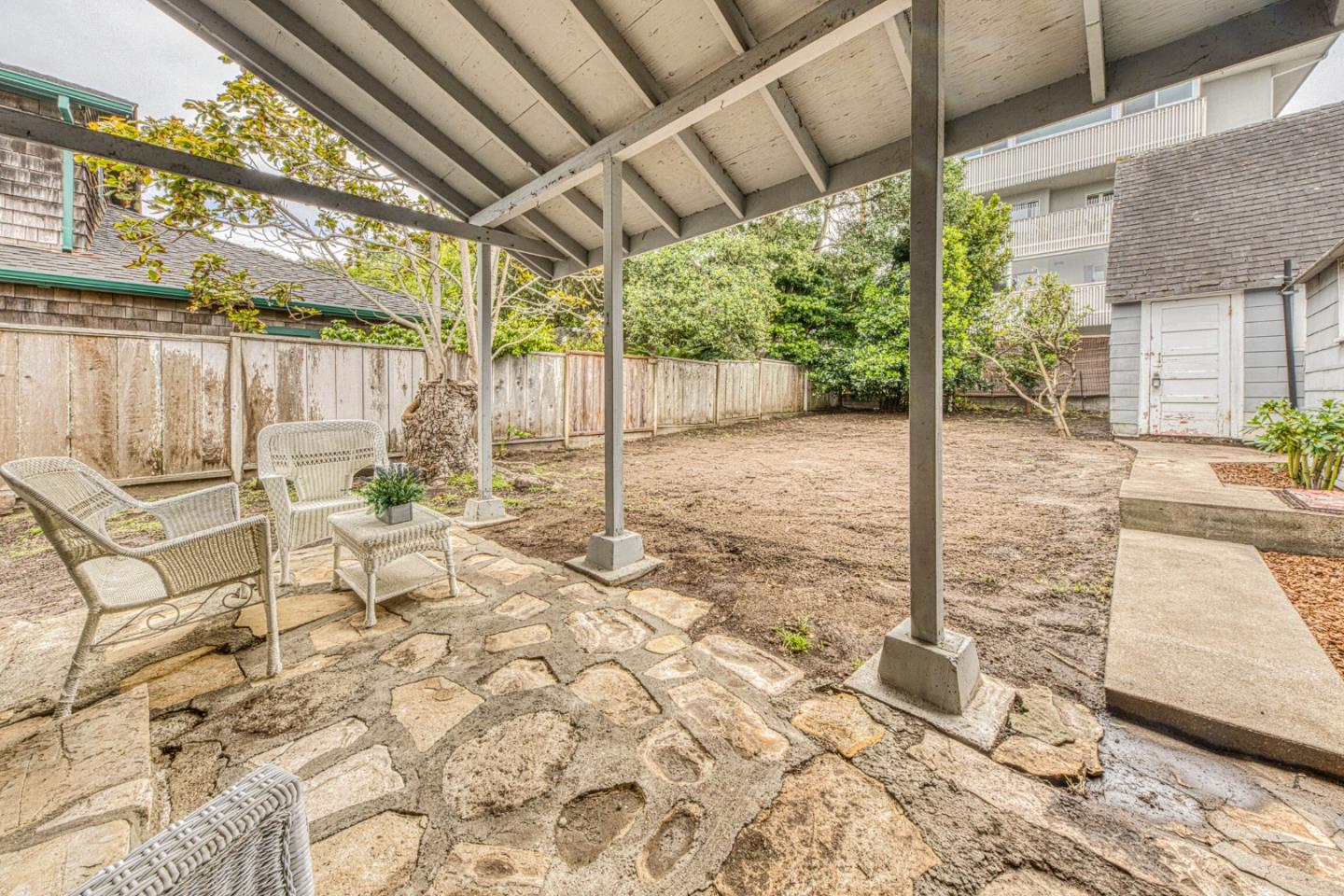 Property photo 37