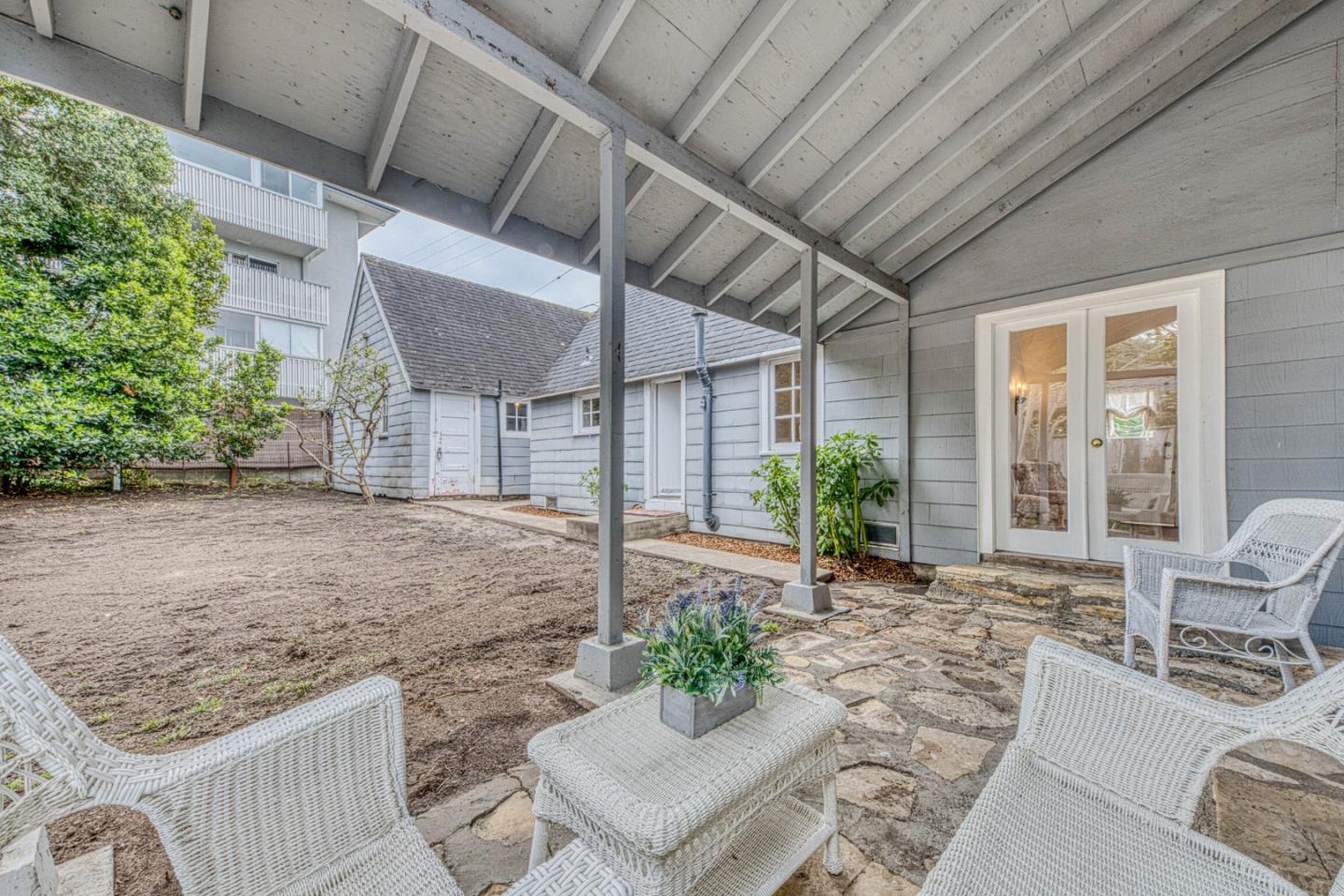 Property photo 38