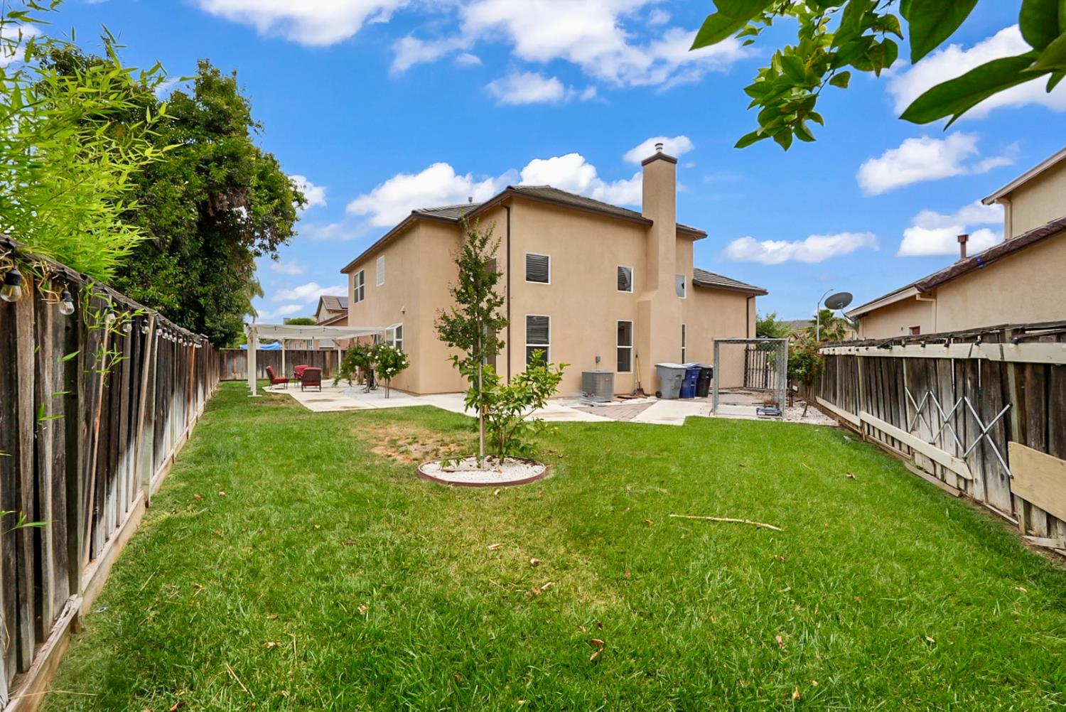 Property photo 35