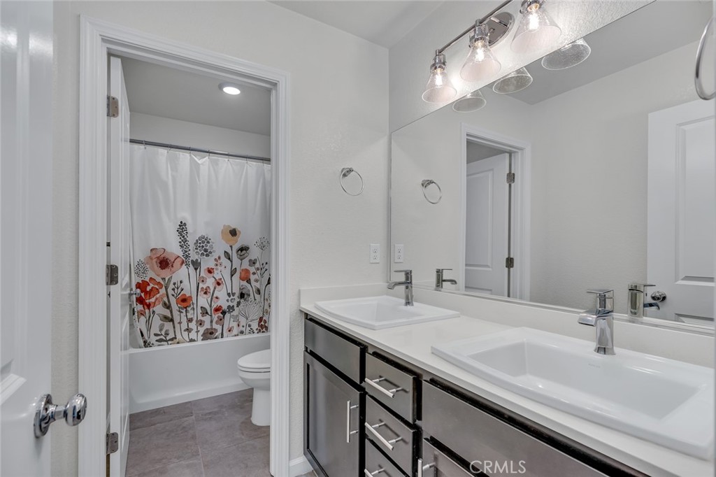 Property photo 44