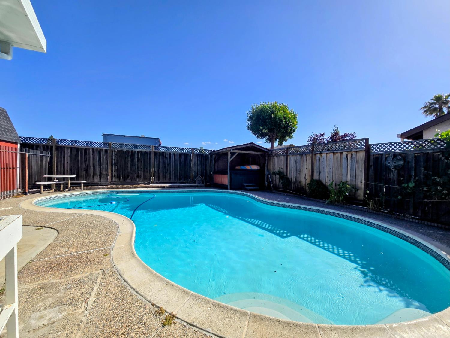 Property photo 43
