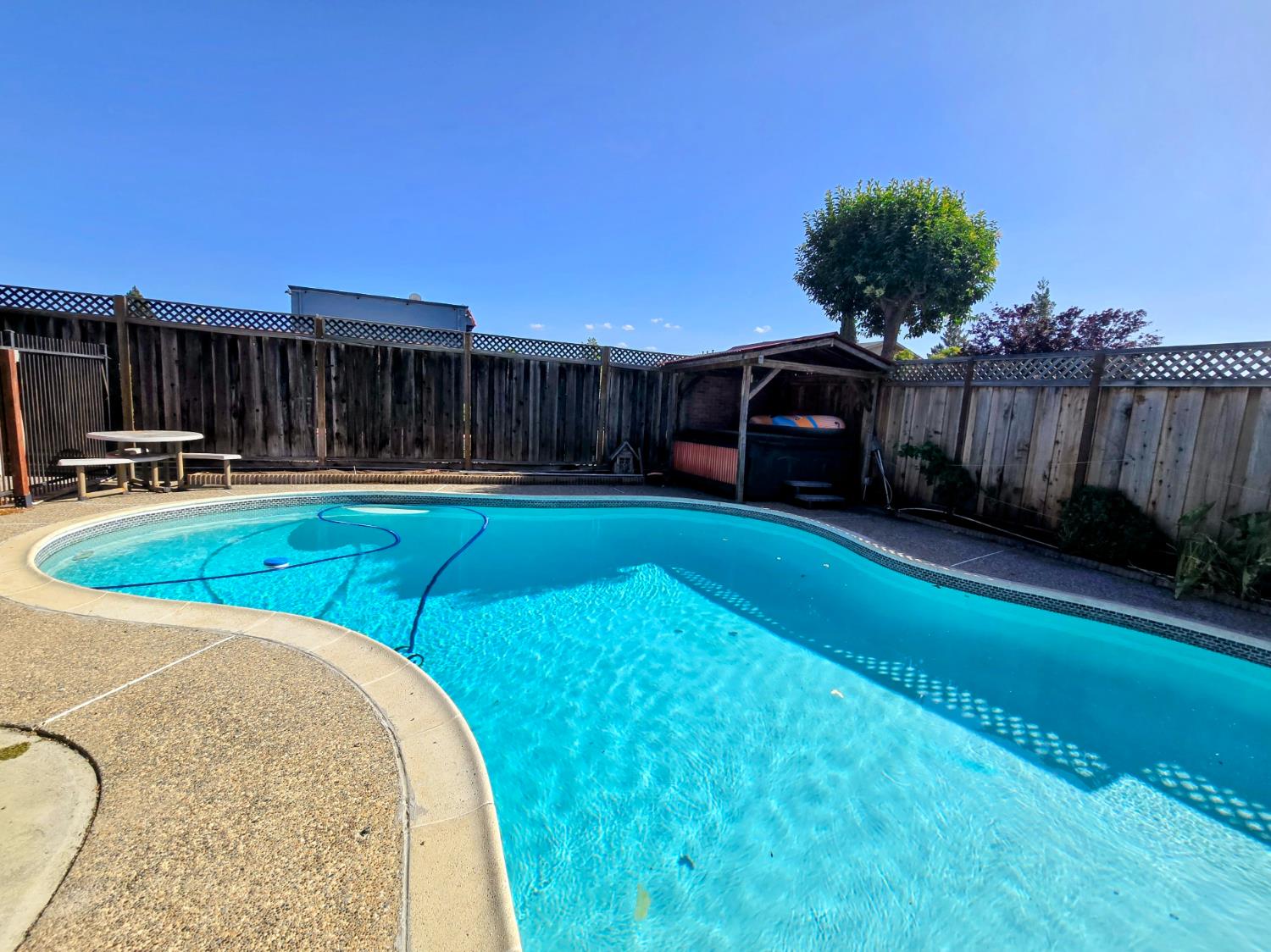 Property photo 44