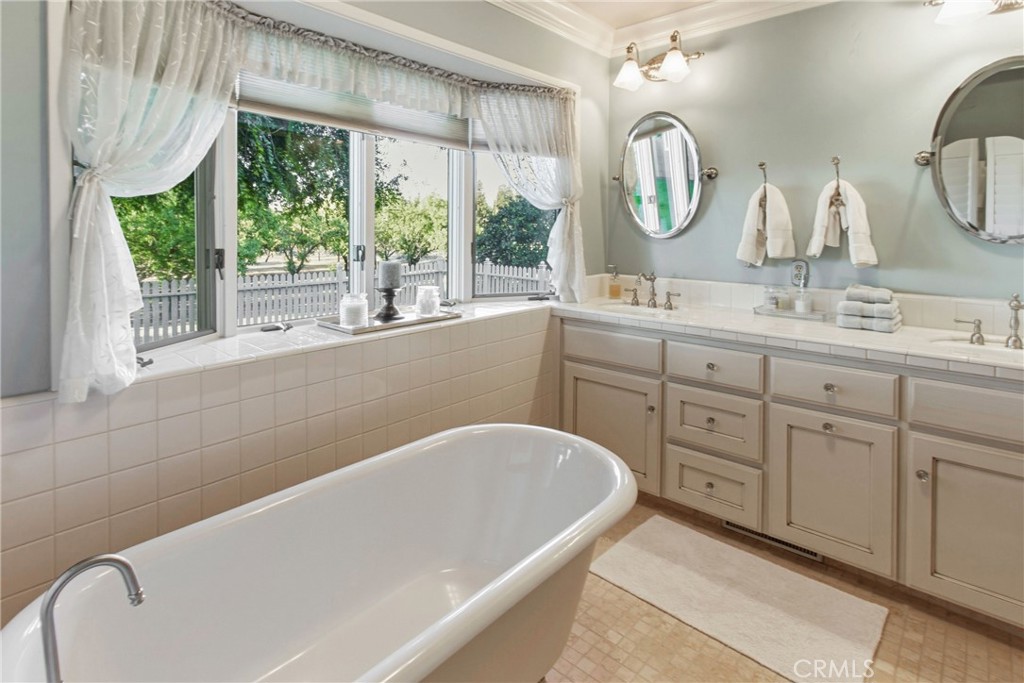 Property photo 47
