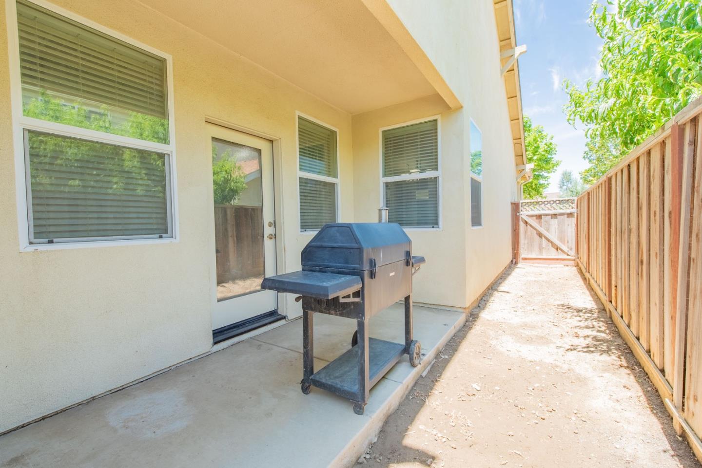 Property photo 35