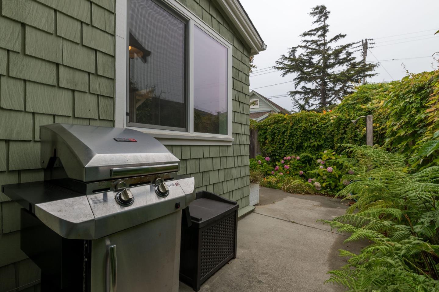 Property photo 28