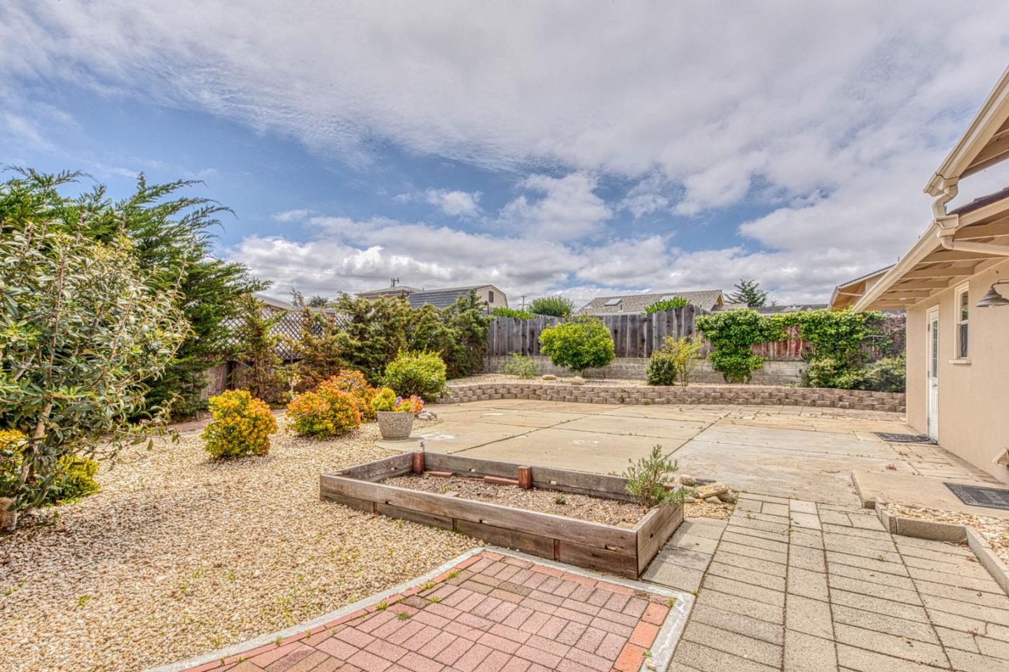Property photo 32