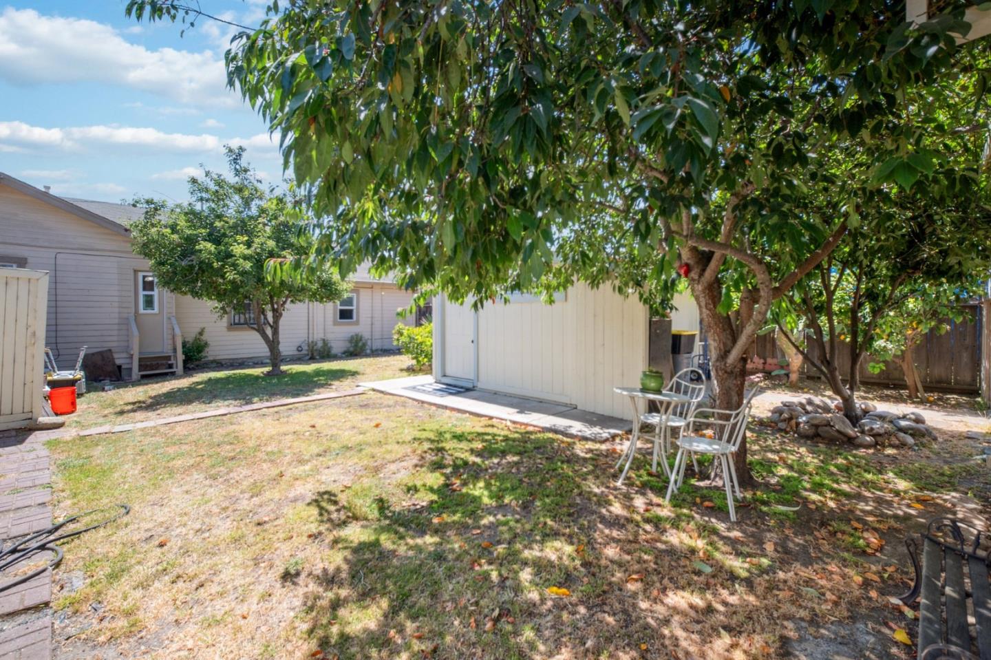Property photo 40