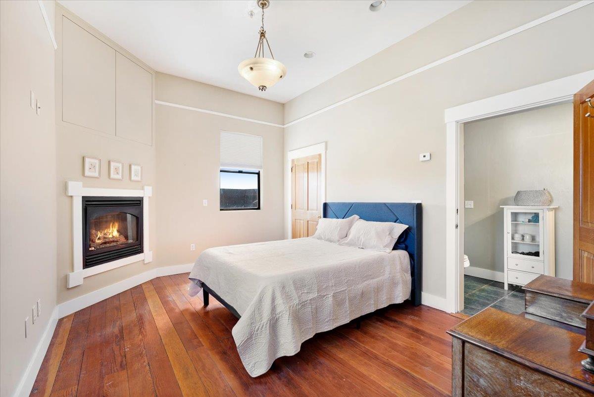 Property photo 33
