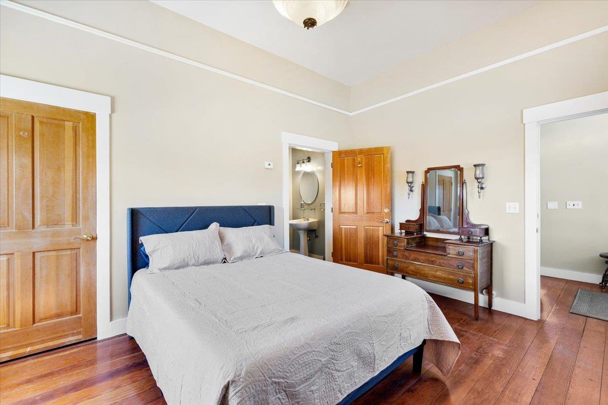 Property photo 34