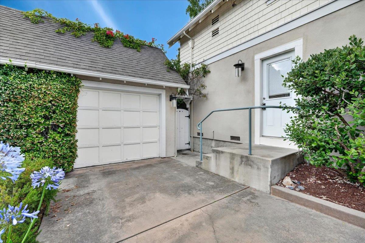 Property photo 38