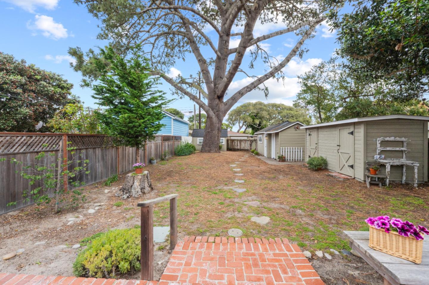 Property photo 35