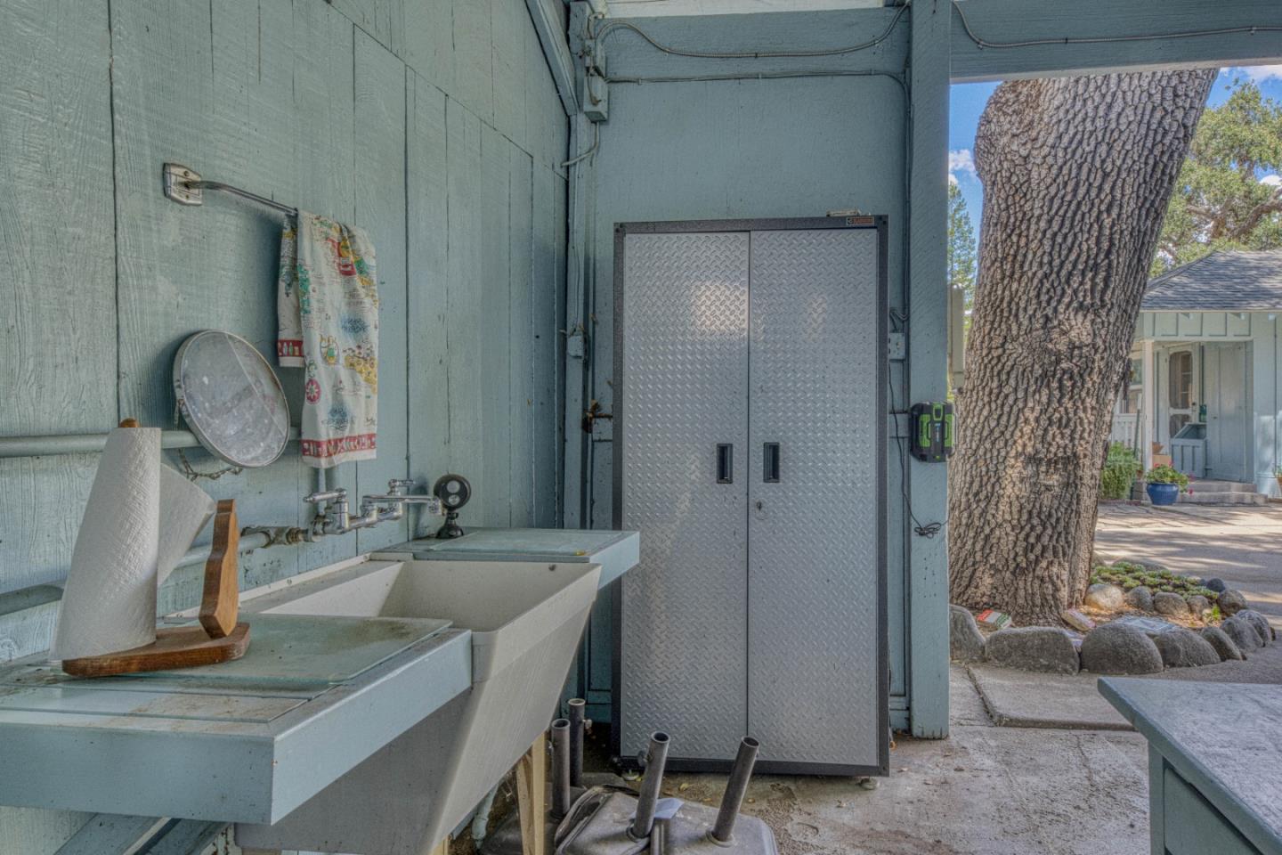Property photo 38
