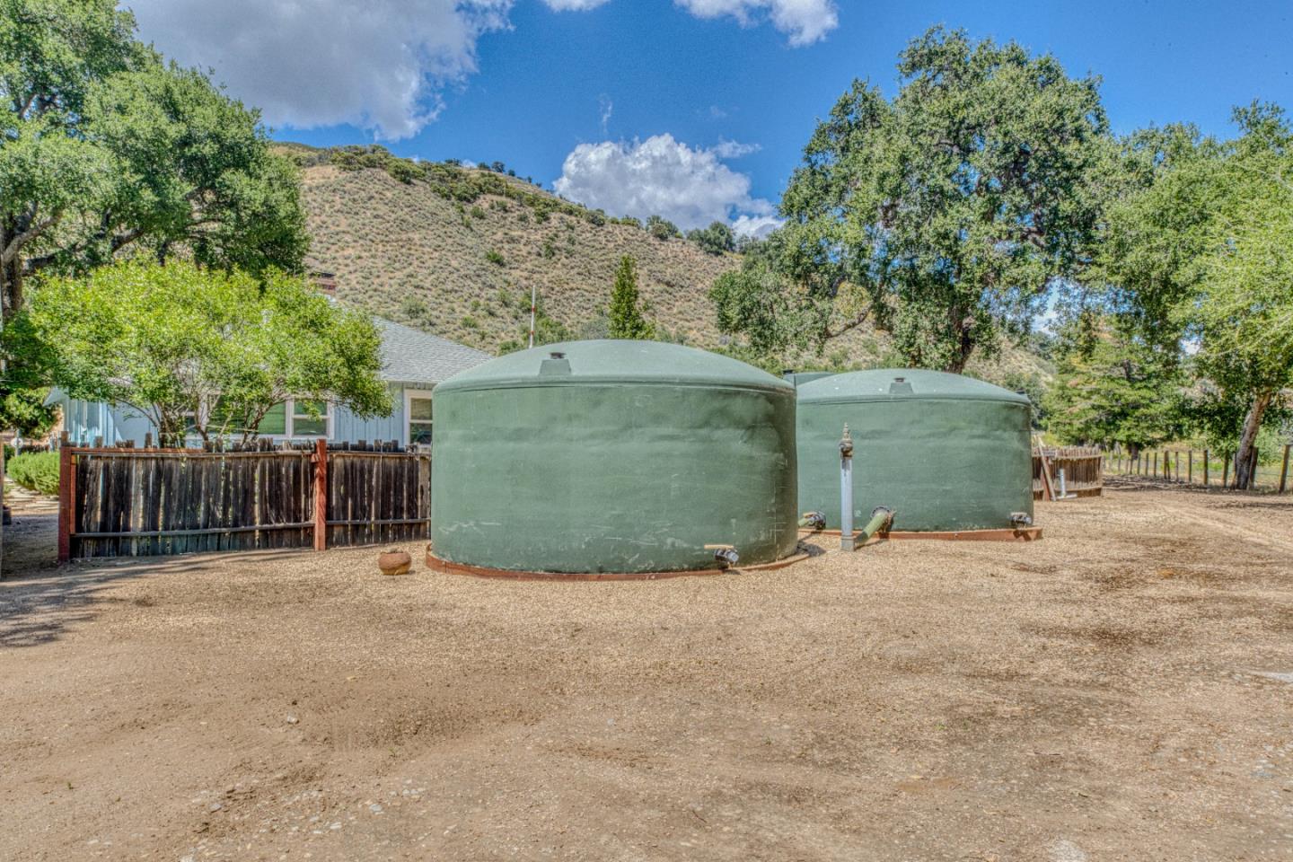 Property photo 43