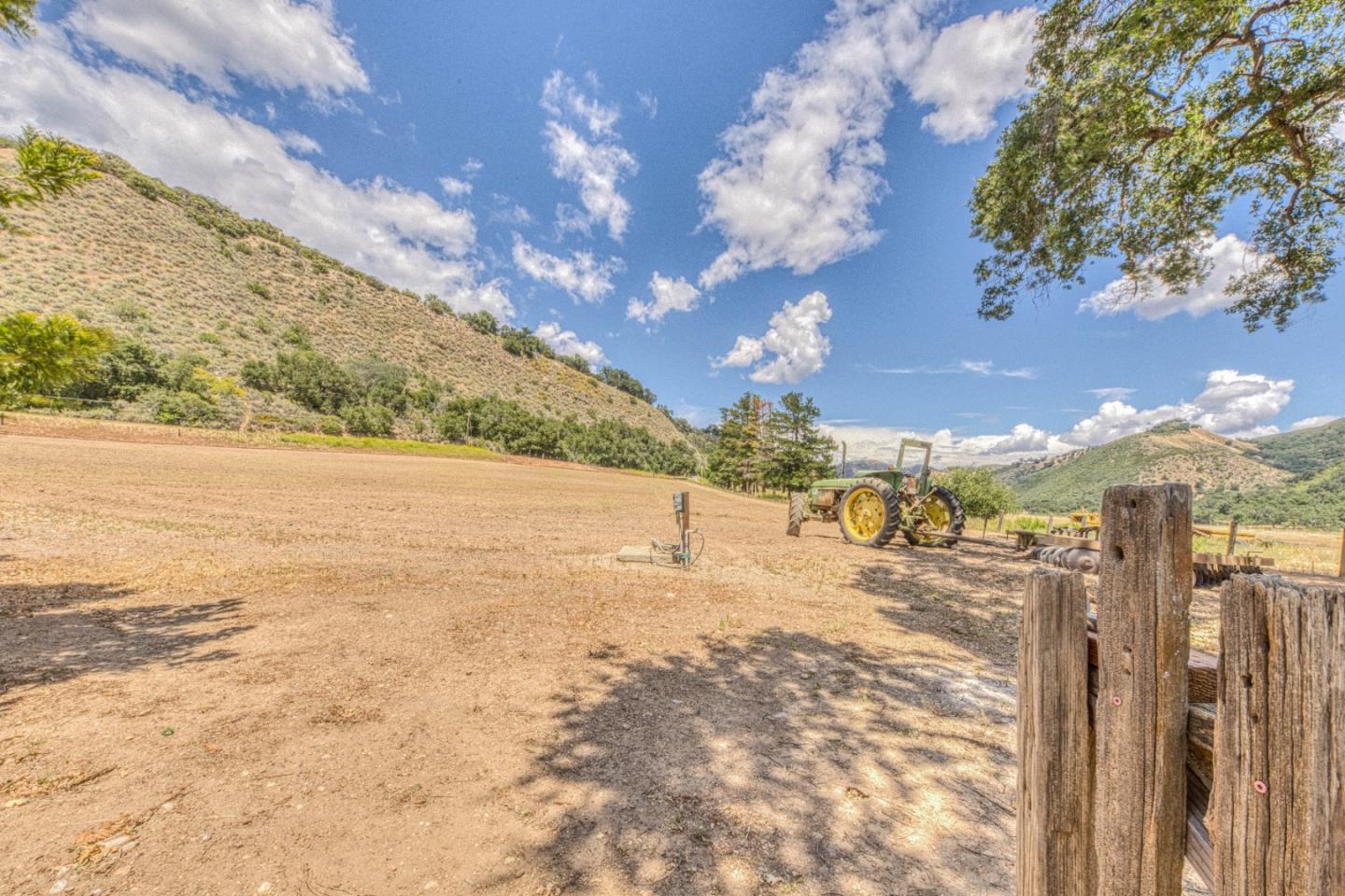 Property photo 46