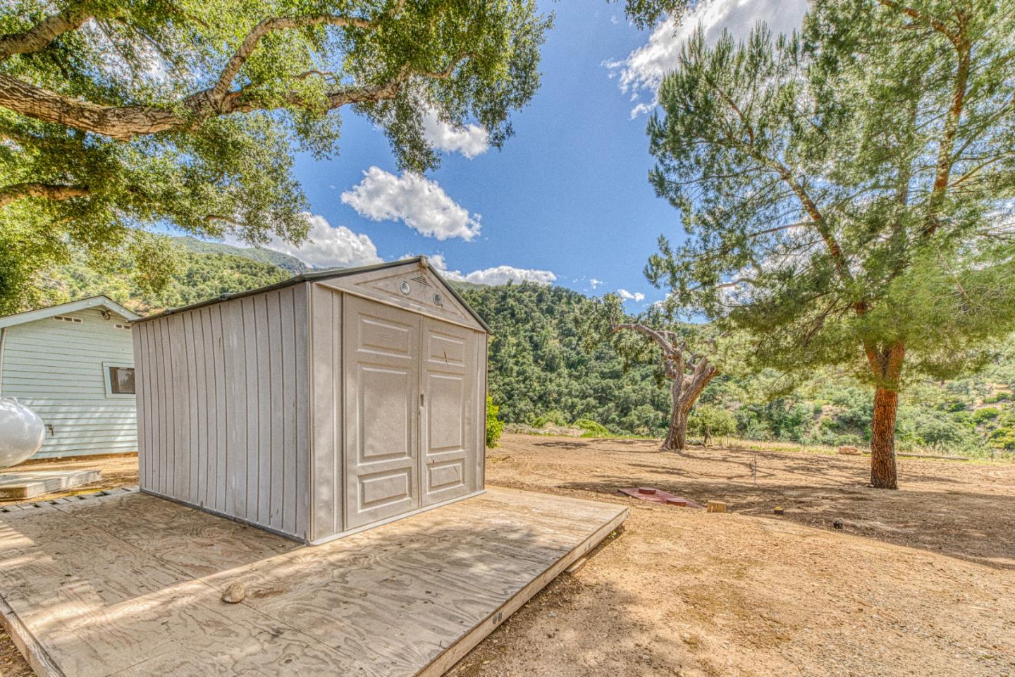 Property photo 37