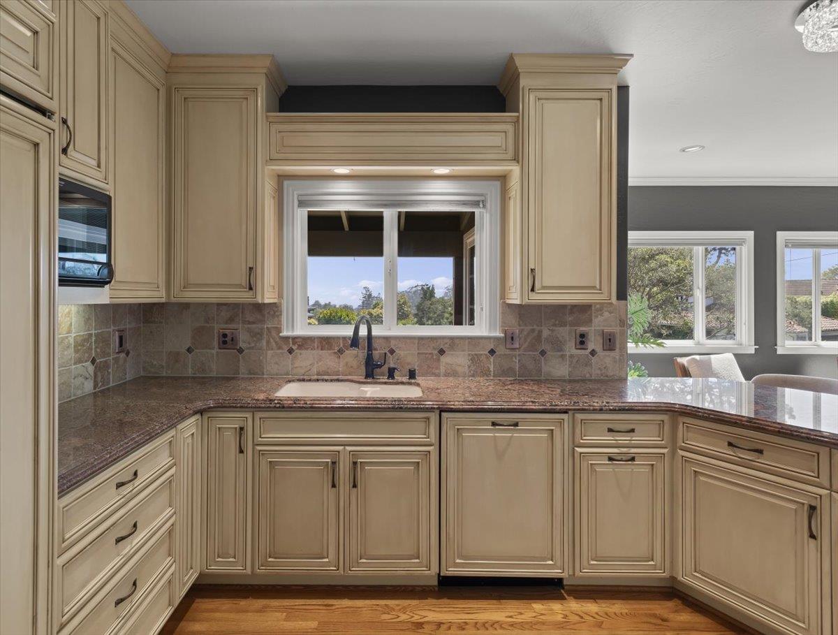 Property photo 30