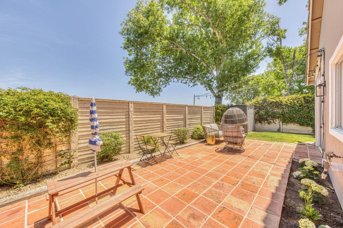 Property photo 32