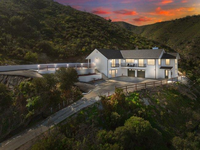 228 Pine Canyon Rd