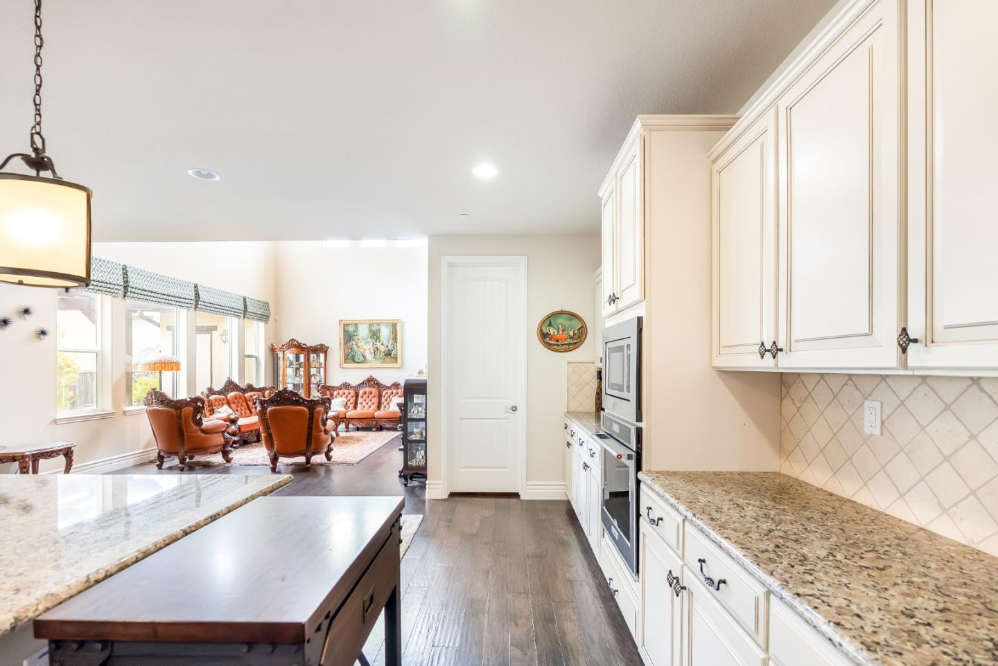 Property photo 24