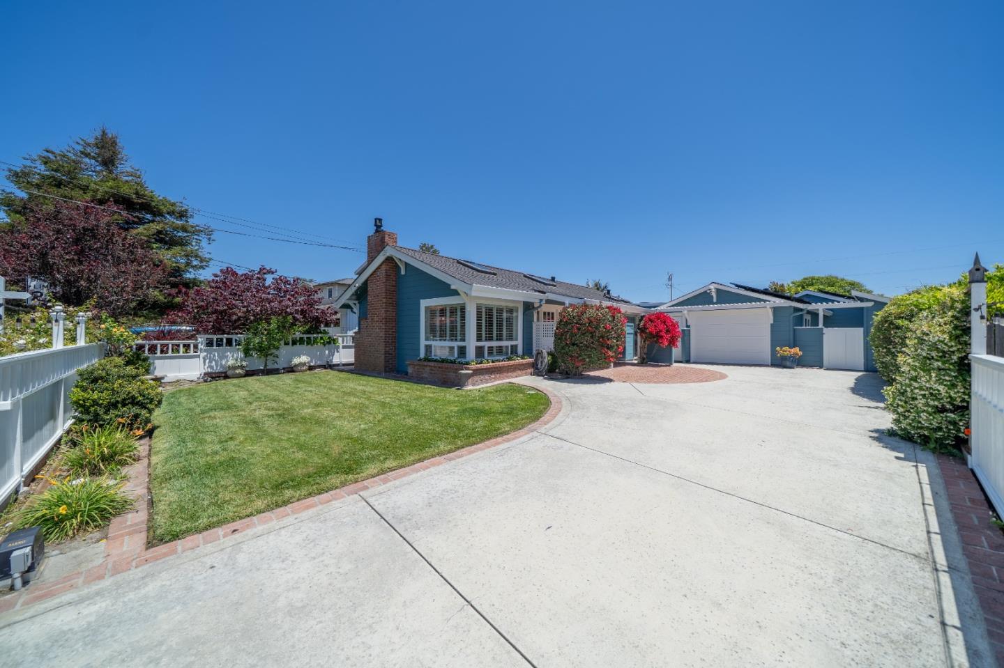 4120 Court Dr