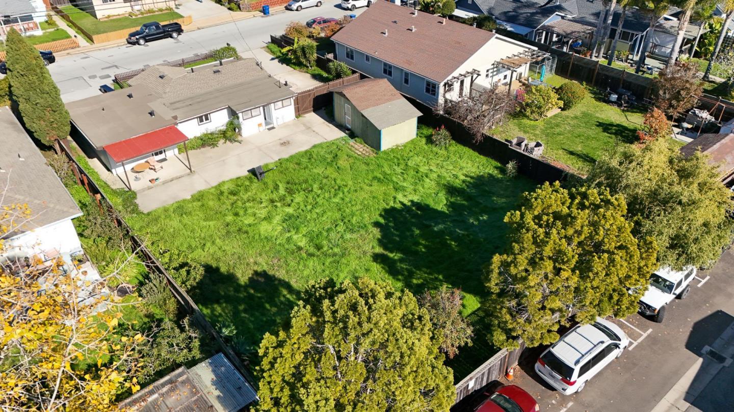 Property photo 31