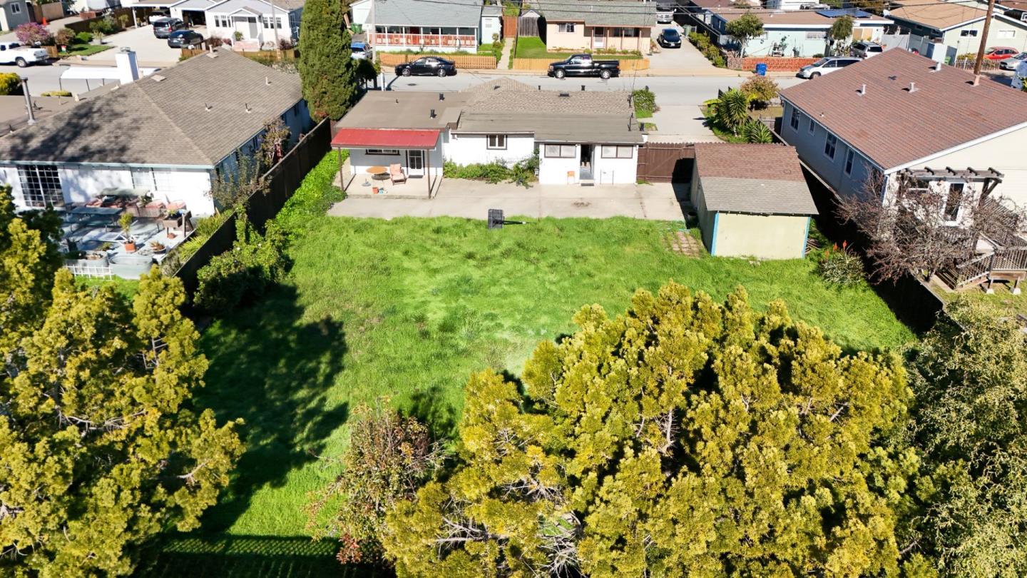 Property photo 32