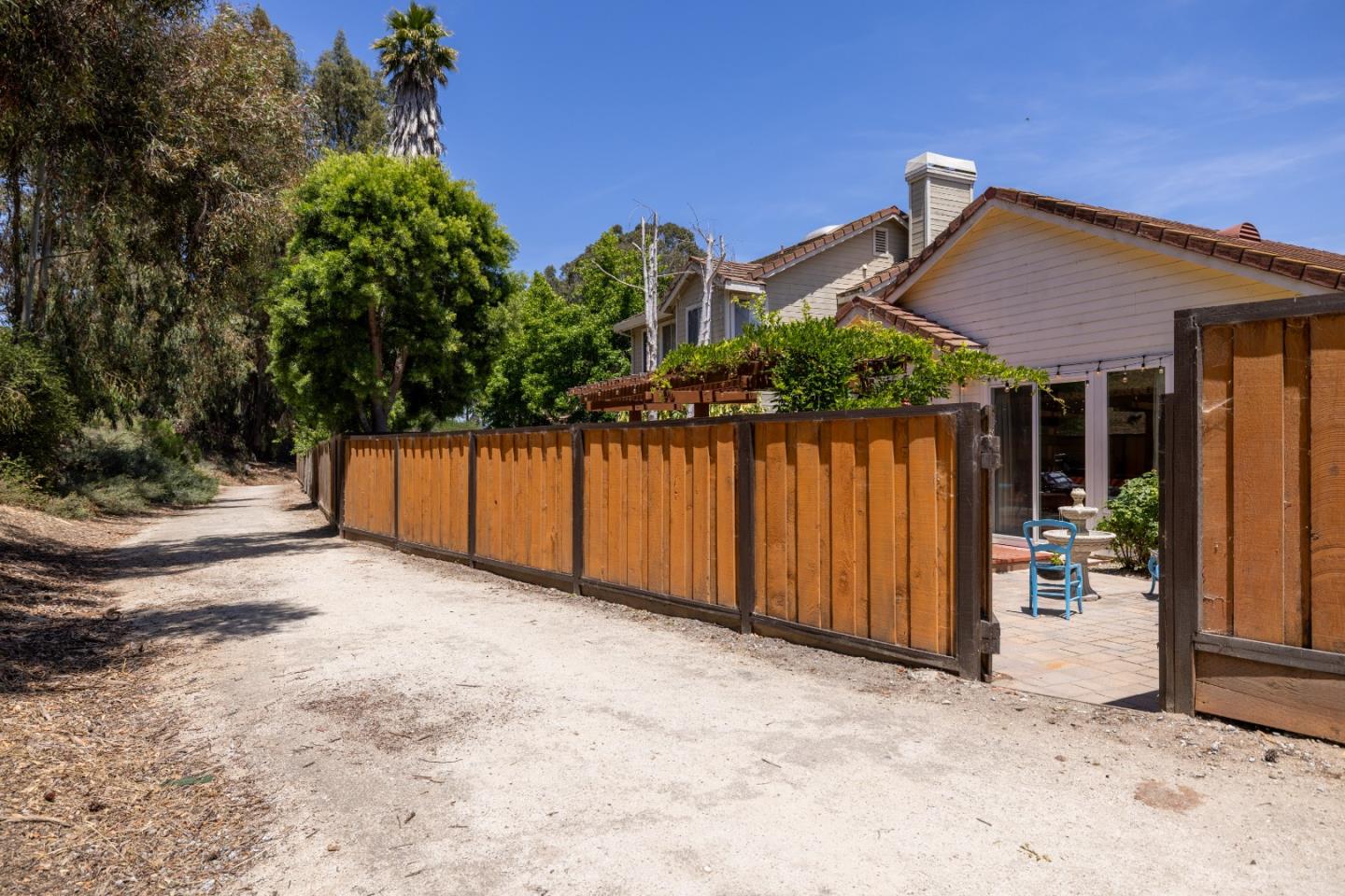 Property photo 36