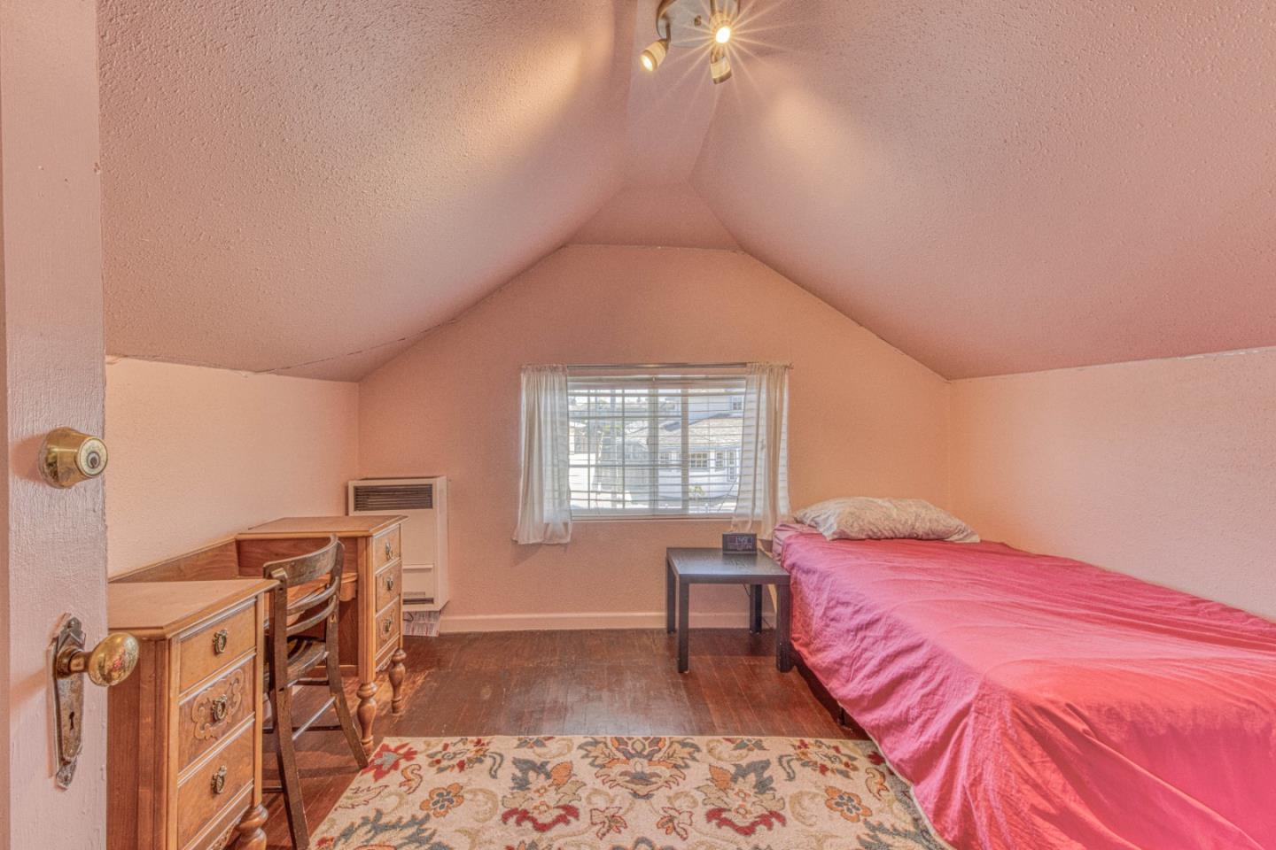 Property photo 43