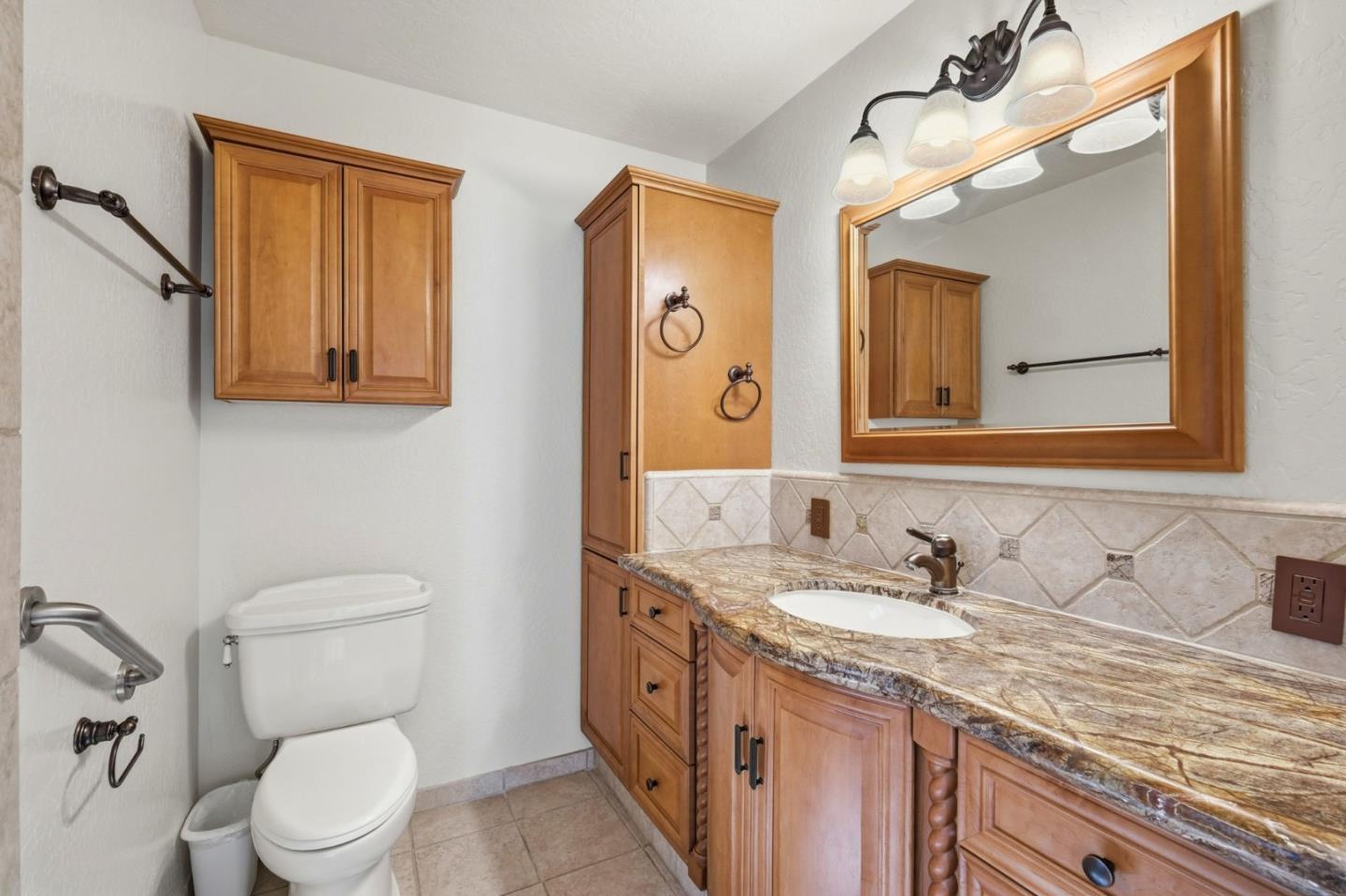 Property photo 38