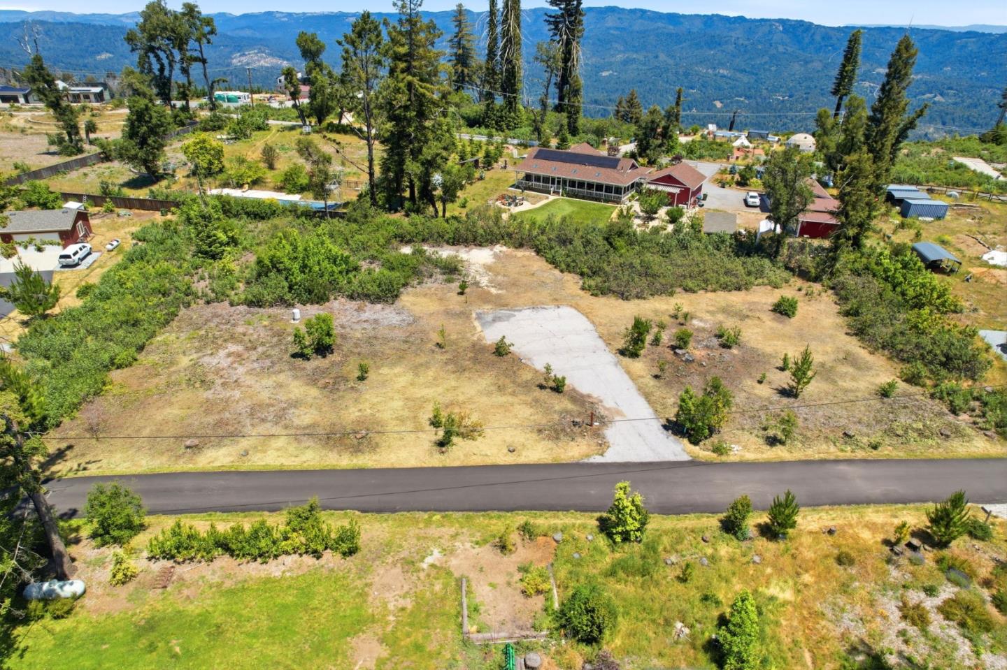 45 Braemoor Dr