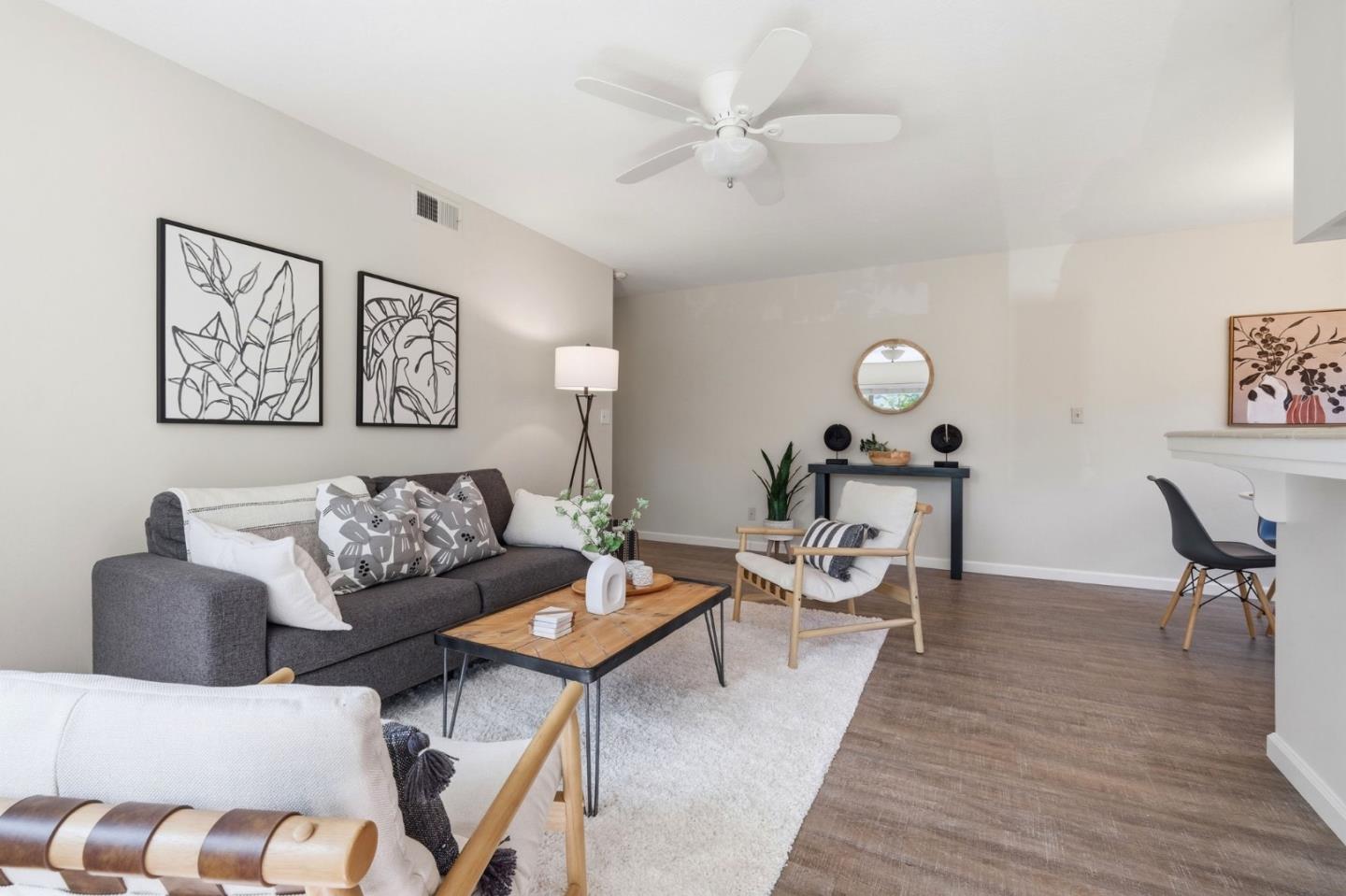 1400 Ruby Ct Unit 4