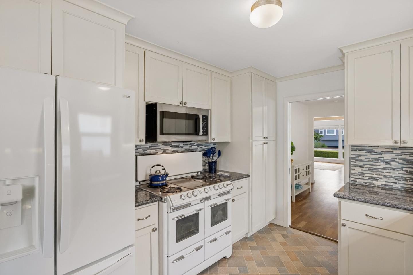 Property photo 23