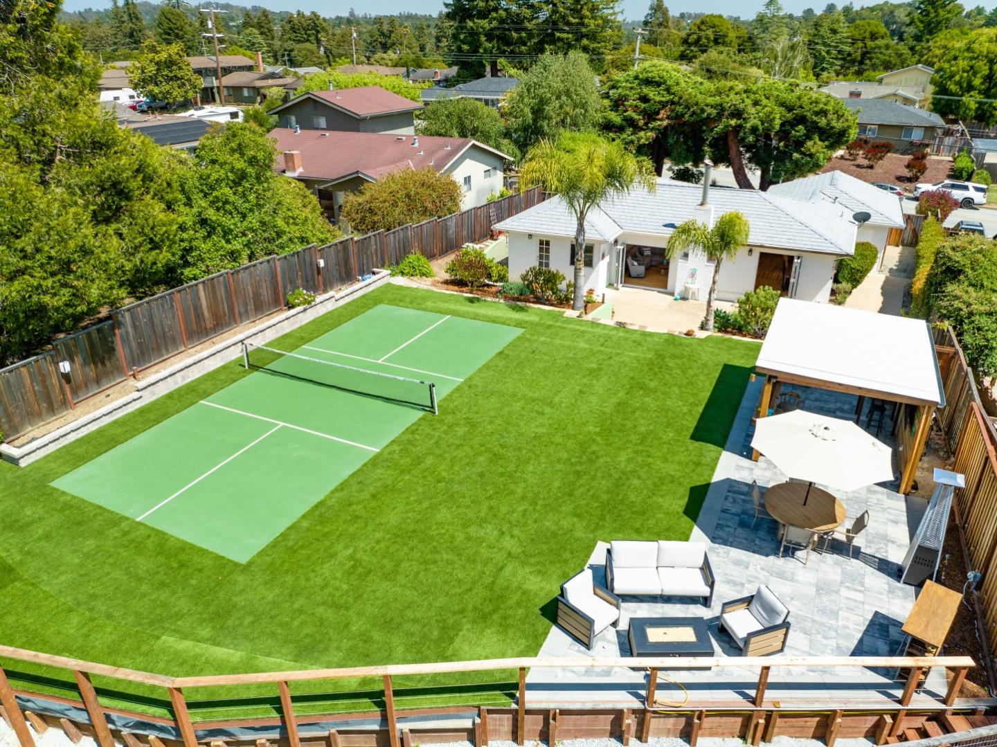 205 Siesta Dr