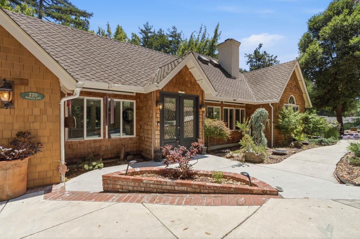 Property photo 40