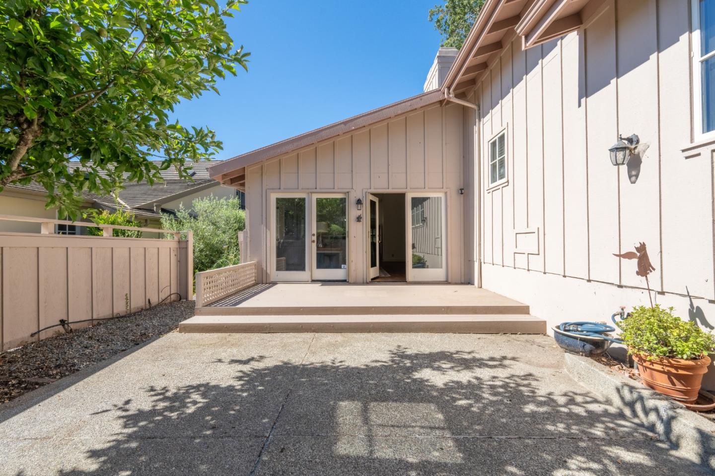 Property photo 28