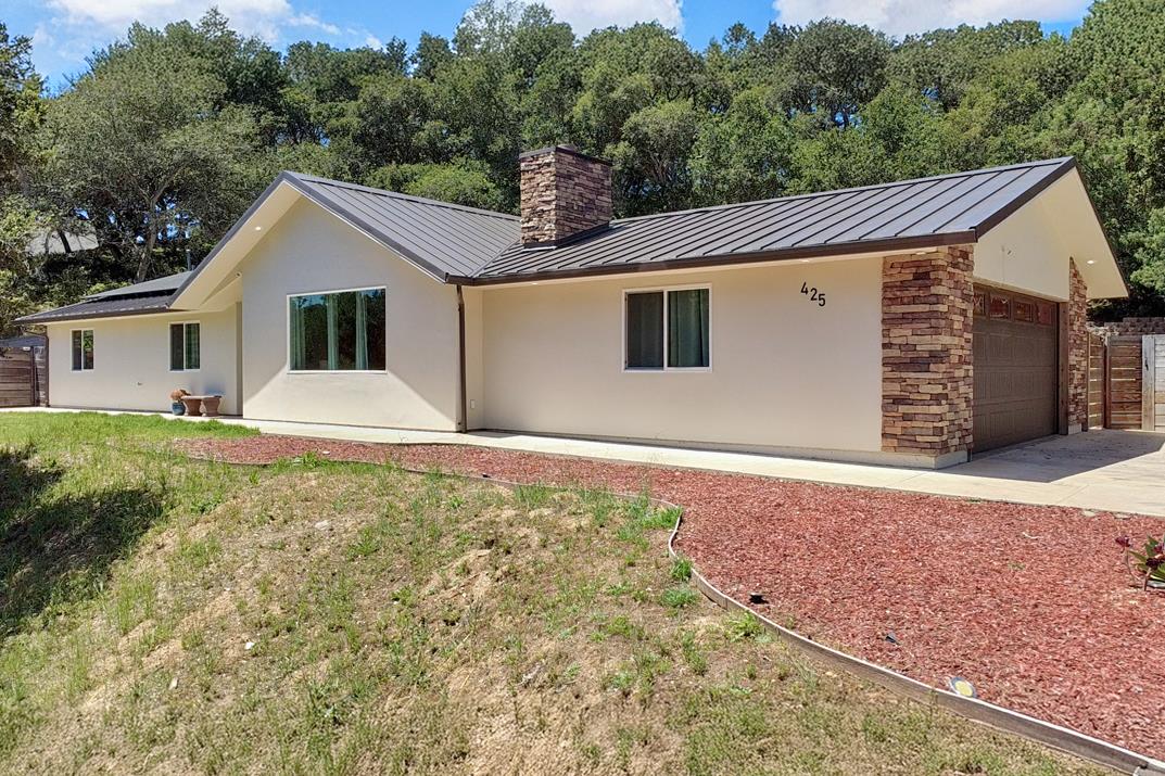 425 Echo Valley Rd