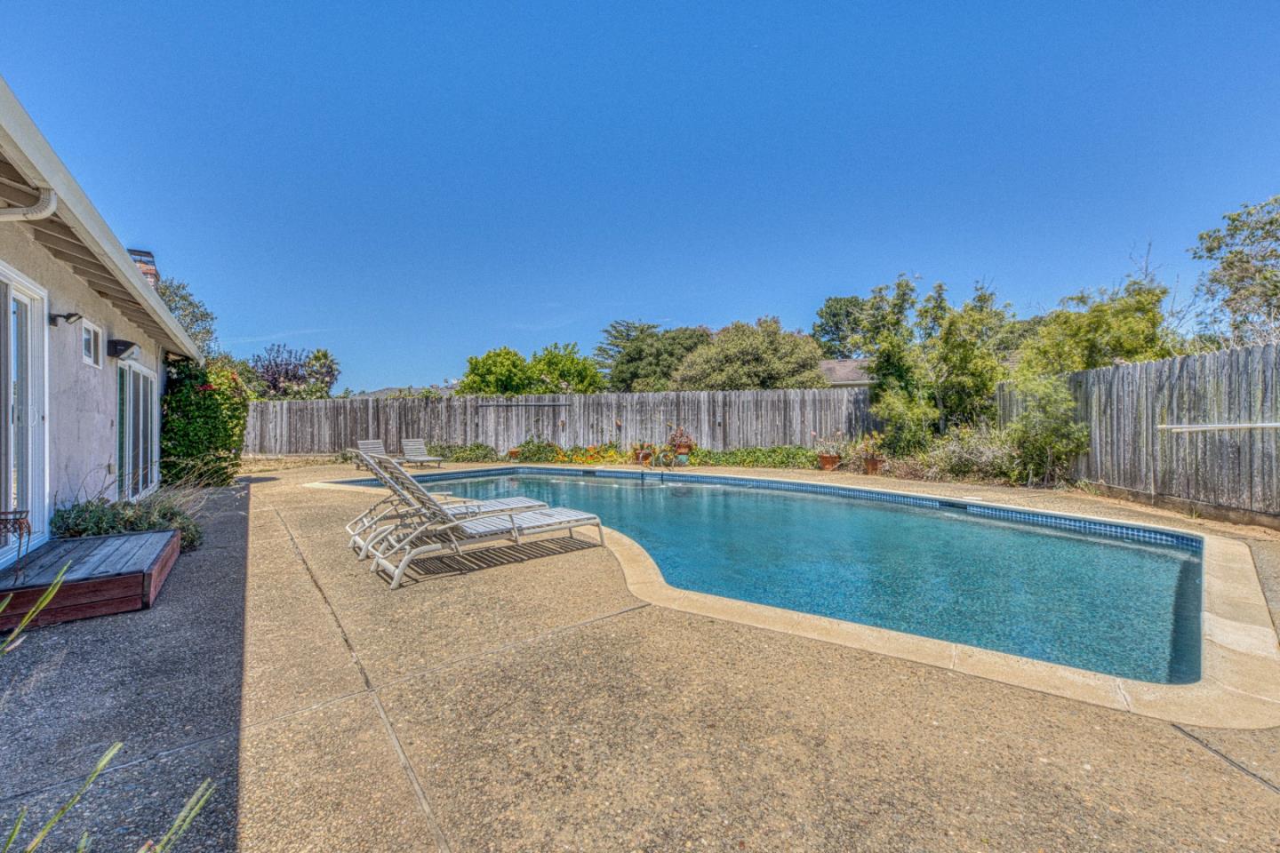 Property photo 46