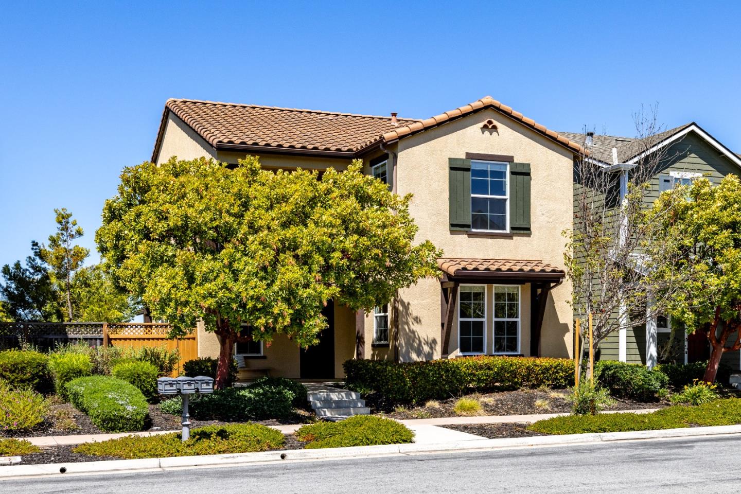 18587 McClellan Cir