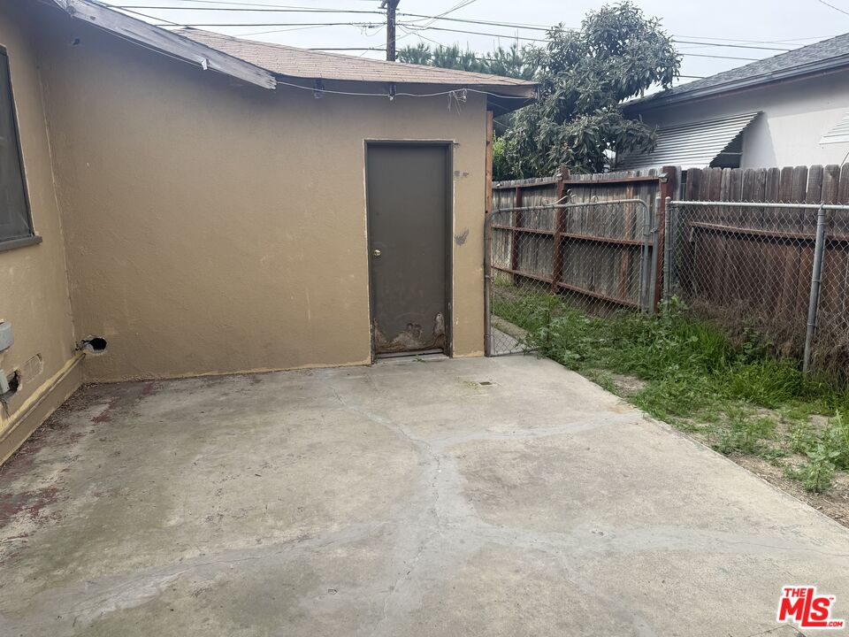 Property photo 33