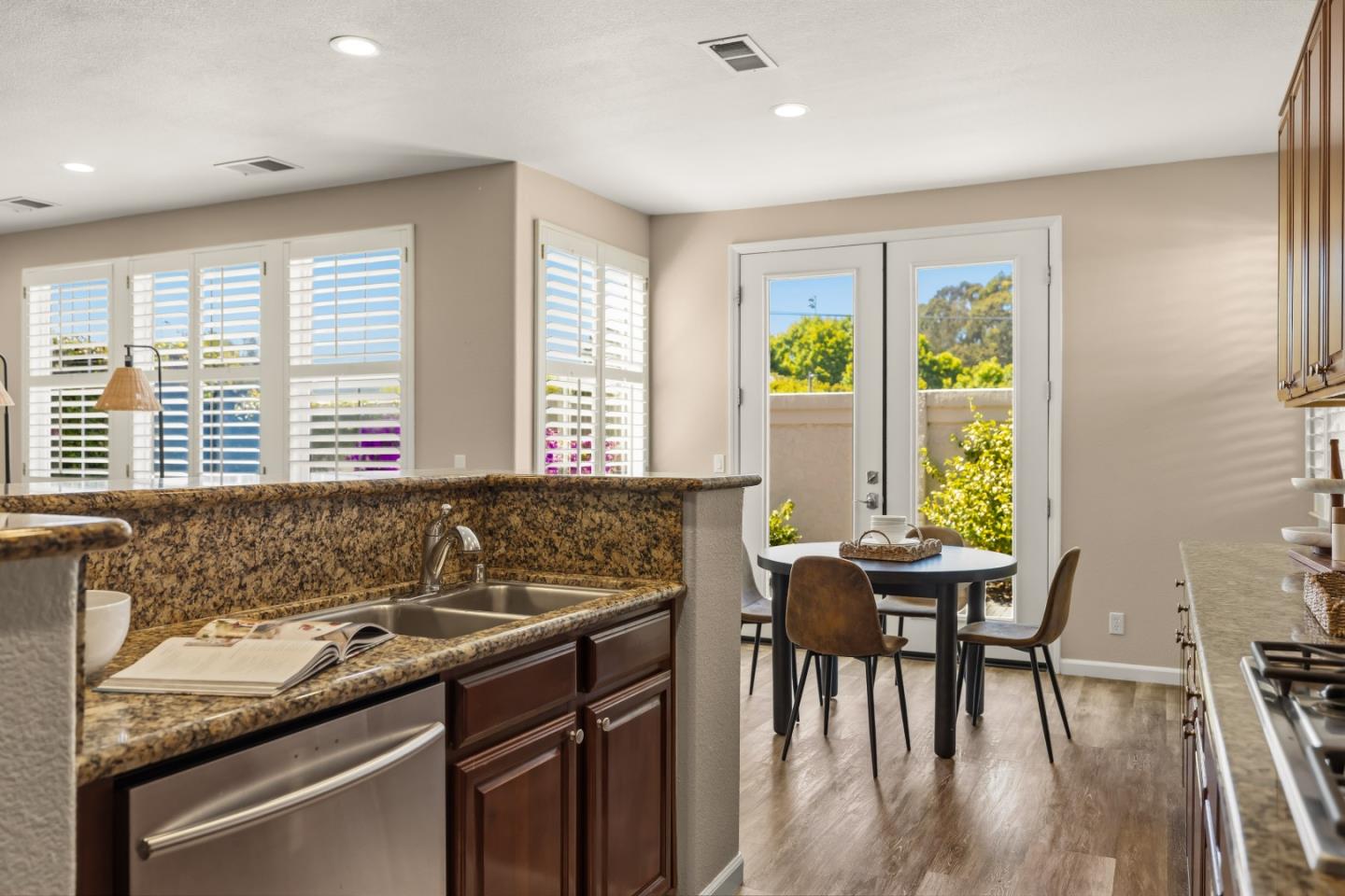Property photo 22